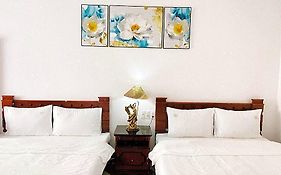 Chill House Dalat Hotel